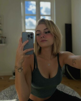 CaileeTV Nude Leaks Photo 13