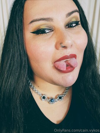 cain.vykos