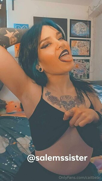 caitbear Nude Leaks Photo 22