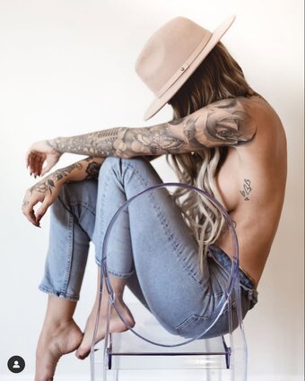 Caity Babs / Cibabs Nude Leaks Photo 15