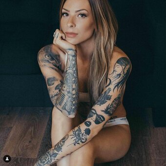 Caity Babs / Cibabs Nude Leaks Photo 17
