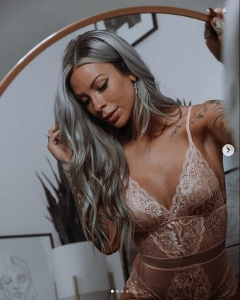 Caity Babs / Cibabs Nude Leaks Photo 23