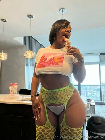 cakefrosting Nude Leaks Photo 9