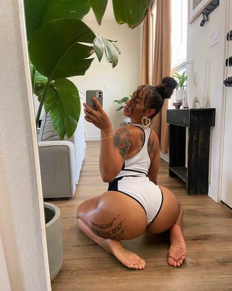 Cakequeenmami / DestinyLe00 / Destvnyle Nude Leaks OnlyFans Photo 24