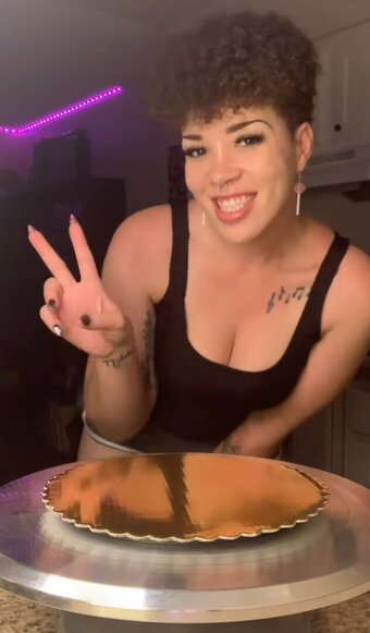 Cakesoncak3s / cak3soncak3s Nude Leaks Photo 1