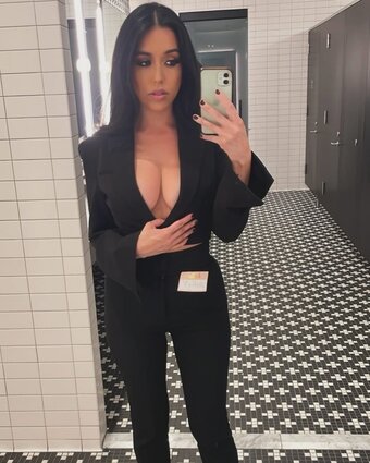 CallHerSteffy Nude Leaks Photo 6