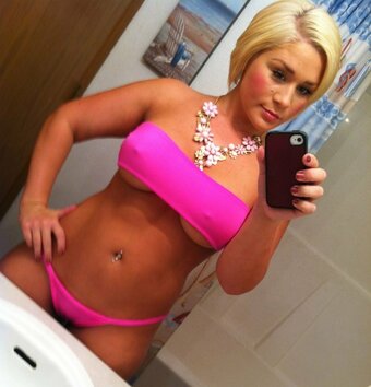 Calli Glockner / Barista Nude Leaks Photo 10