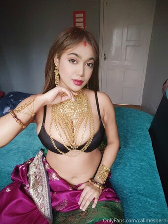 callmesherni / callmesherniakalovelyghosh Nude Leaks OnlyFans Photo 19
