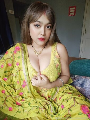 callmesherni / callmesherniakalovelyghosh Nude Leaks OnlyFans Photo 20