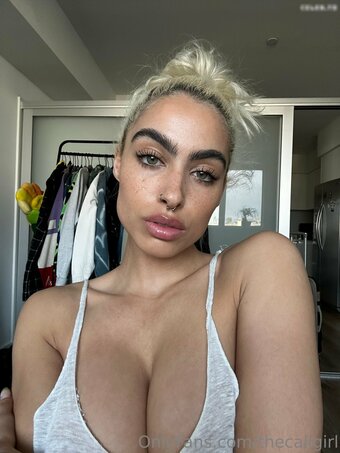 Cameron Smith / cameronnicolesmith / thecaligirl Nude Leaks OnlyFans Photo 13