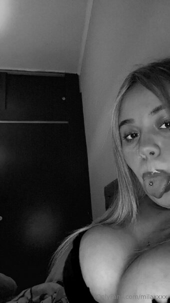 Camila Grisel / caamilagrisel / milaxxxx / milaxxxx 🇦🇷 Nude Leaks OnlyFans Photo 19