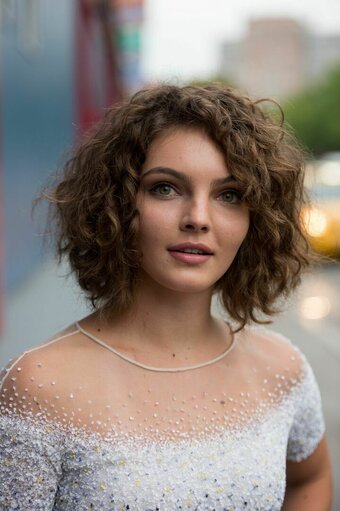 Camren Bicondova Nude Leaks Photo 10