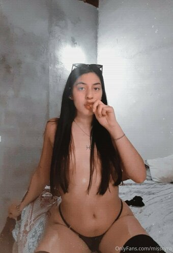 candyy_val Nude Leaks Photo 10