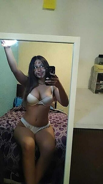 Candyyy09 Nude Leaks Photo 2