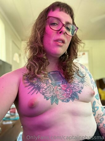 captainphassma Nude Leaks Photo 26