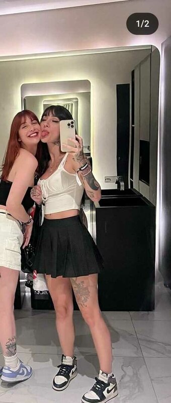 Caputile / Letícia Caputi Nude Leaks Photo 21