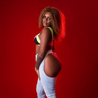 Cariúcha / cariuchaoficial Nude Leaks Photo 9