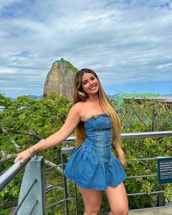 Carla Evellyn / blondinaevelin / carlevellyn / icarlaevellyn Nude Leaks OnlyFans Photo 2