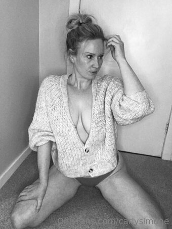 carlysimone Nude Leaks Photo 7