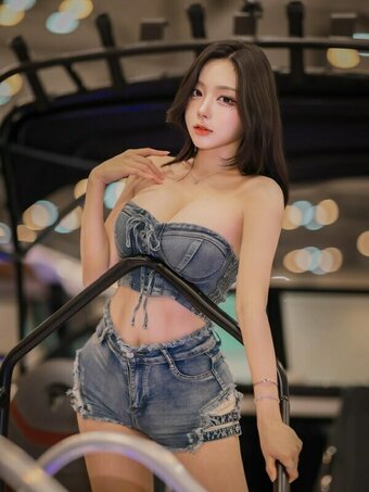 Carmineee__ 김연지 / carmineee__ / favicon.ico / https: Nude Leaks Photo 16