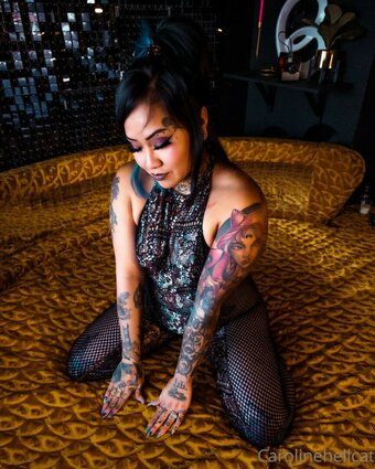 Carolinehellcat / https: Nude Leaks Photo 7
