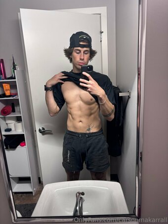 carsonmakarrall Nude Leaks Photo 26