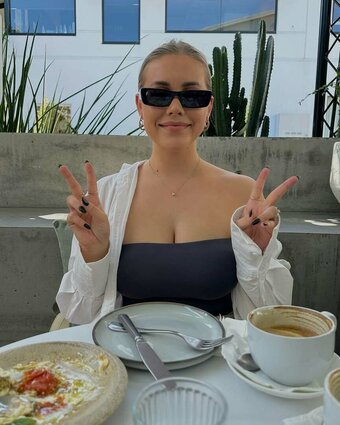 Casee Brimblecombe / caseebrim Nude Leaks Photo 6