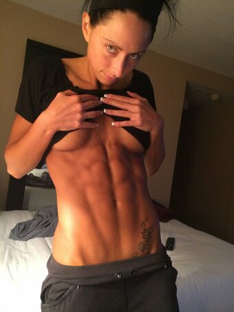 Casey Samsel / casey.samsel / fitfemmeproject Nude Leaks Photo 15