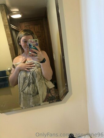 caseylane96 Nude Leaks Photo 4