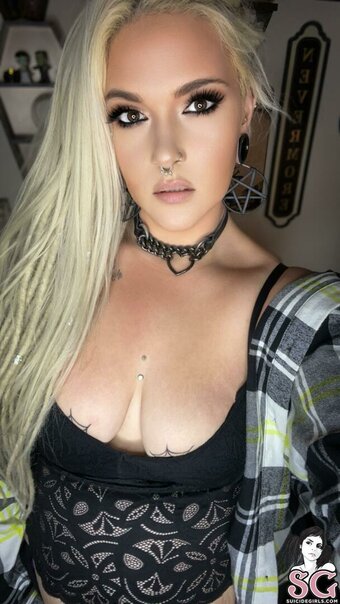 Caspianjanexx / caspian_jane_xx / caspianxr Nude Leaks OnlyFans Photo 7