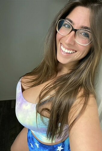 Cassandra Graffious / cassgraffious / cfit.93 / queenteach93 Nude Leaks Photo 1