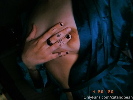 catandbean Nude Leaks Photo 4