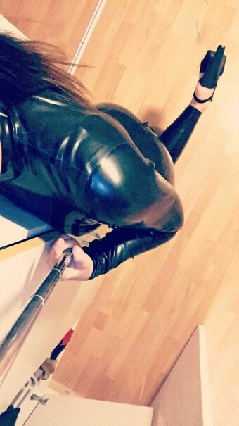 Cath28 / mistress_cath28 Nude Leaks OnlyFans Photo 19