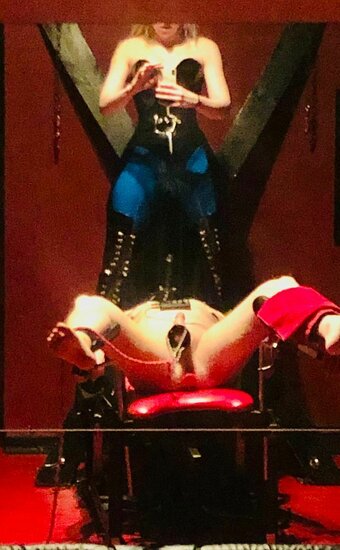 Cath28 / mistress_cath28 Nude Leaks OnlyFans Photo 21