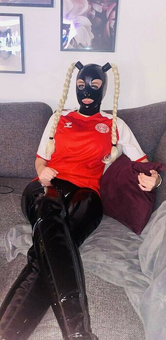 Cath28 / mistress_cath28 Nude Leaks OnlyFans Photo 22