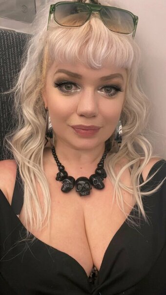 Catherin Sharpies / Kathica Rabbit Nude Leaks Photo 4