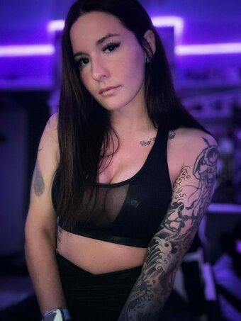 Cavinder Nude Leaks Photo 26