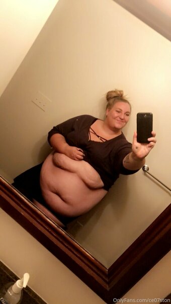 ce07ston Nude Leaks Photo 18