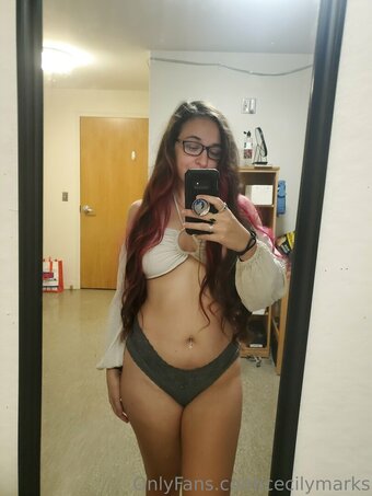 cecilymarks Nude Leaks Photo 16
