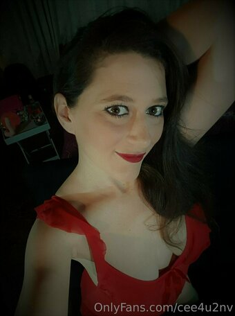 cee4u2nv Nude Leaks Photo 13