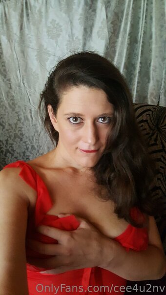 cee4u2nv Nude Leaks Photo 18
