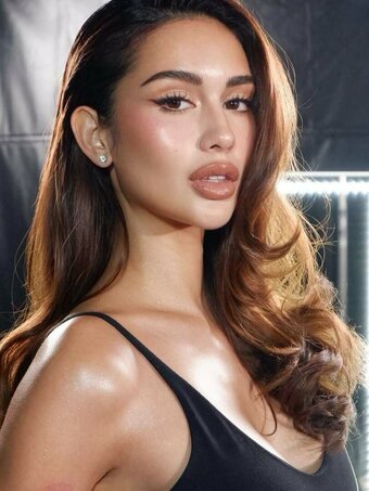 Celeste Cortesi / celeste_cortesi Nude Leaks Photo 2