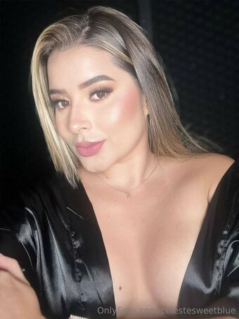 celestesweetblue Nude Leaks OnlyFans Photo 17