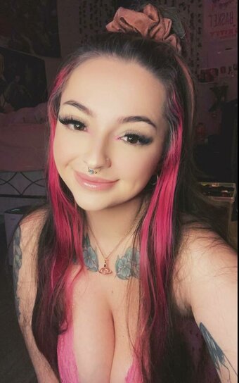 Celestialthot / ceIestialthot / margotandmarjorie Nude Leaks OnlyFans Photo 12