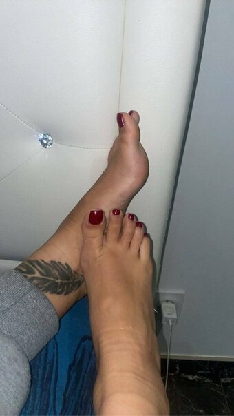 Celia Avy / celia.avy Nude Leaks Photo 2
