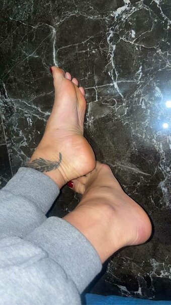 Celia Avy / celia.avy Nude Leaks Photo 5