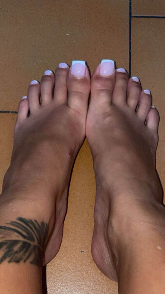 Celia Avy / celia.avy Nude Leaks Photo 11