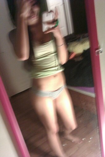 Celia Babe / clea__lpr Nude Leaks Photo 1