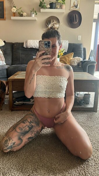 Celia Steele / c_thicc / c_thiccc_ / celiasteeleofficial Nude Leaks OnlyFans Photo 24