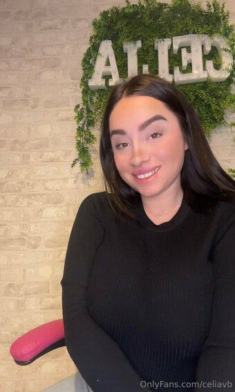celiavb Nude Leaks Photo 15